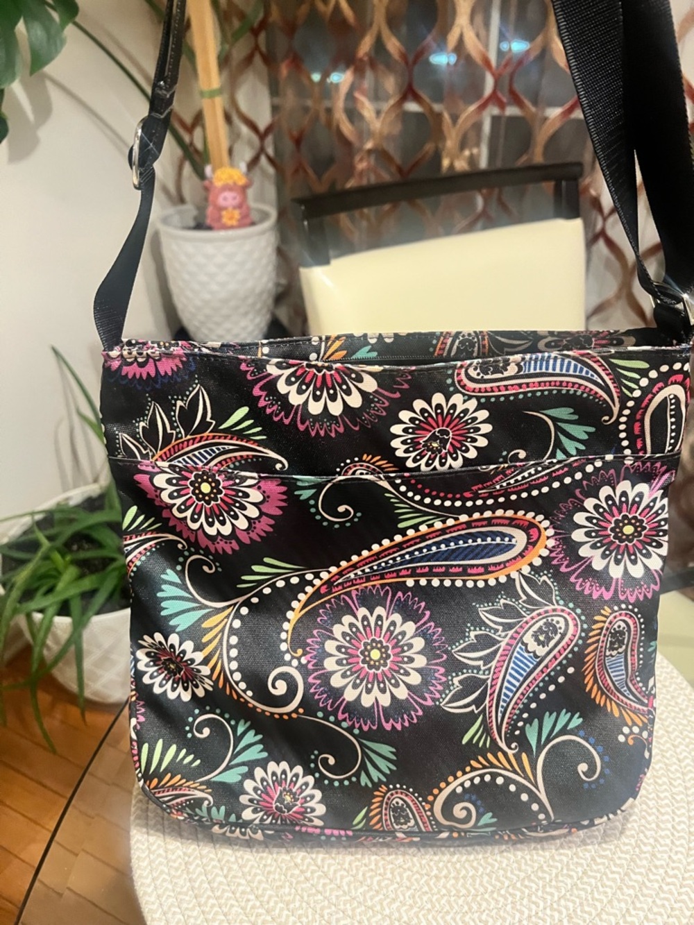 Lot! Three. Vera Bradley Floral Crossbody Trio + wallet - Picture 7 of 9